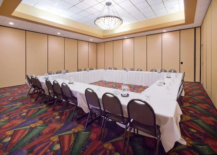 Doubletree By Hilton Austin, Mn